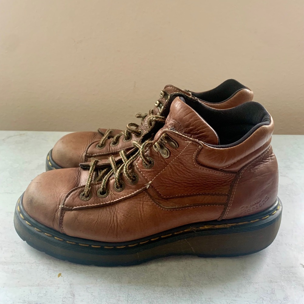 Dr Martens Brown Leather Work Boots Mens 8 Womens 9 Lace Up AirWair Ankle Boots - Picture 3 of 11